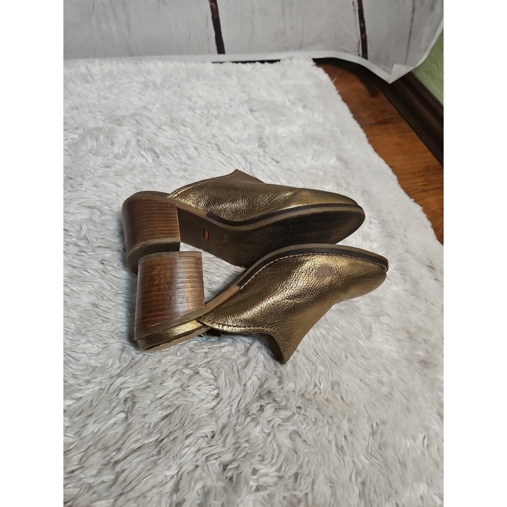 Hush Puppies Women's Size 8.5 M  Moyen Mules, GOLD‎ - Picture 6 of 14